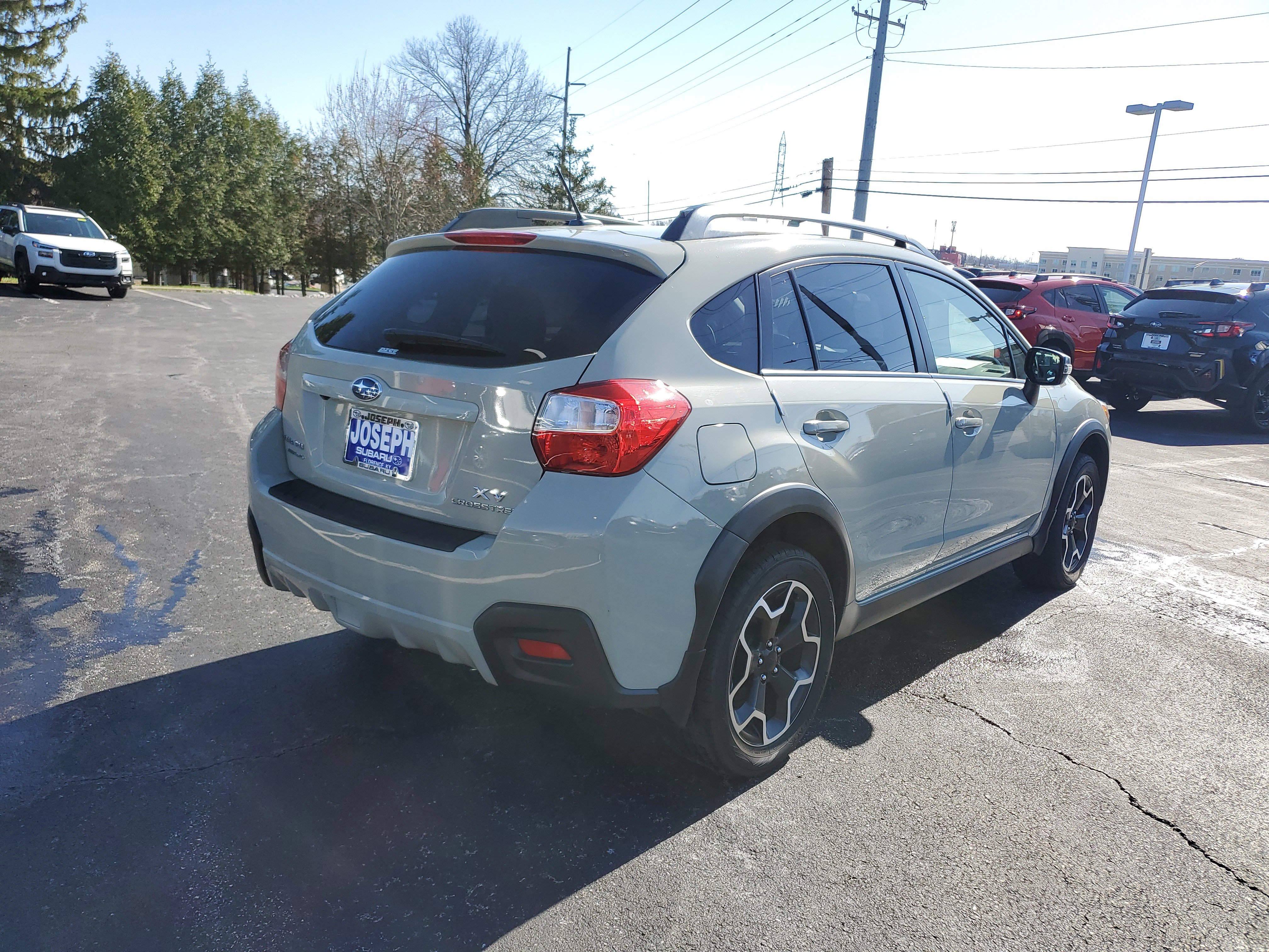 Used 2015 Subaru Crosstrek 2.0i Limited image 3