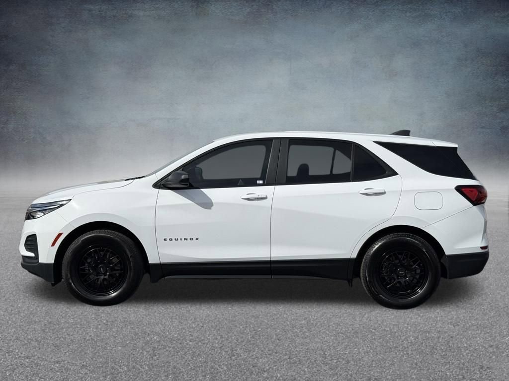 Used 2024 Chevrolet Equinox LS w/ LS Convenience Package image 7