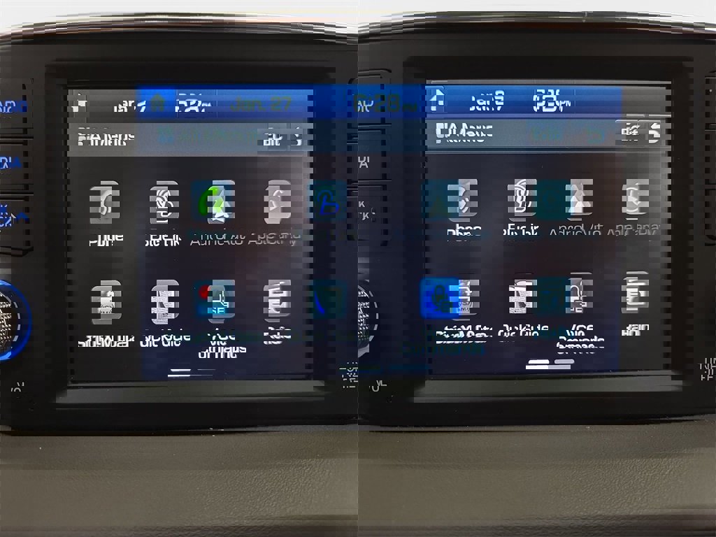 Used 2019 Hyundai Santa Fe Limited image 25