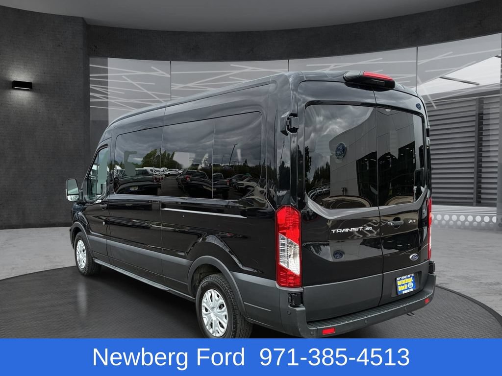 Used 2023 Ford Transit 350 XLT RWD image 7