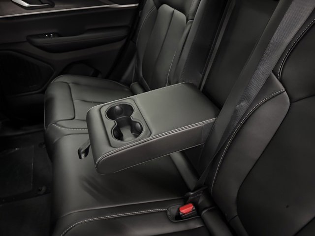 New 2025 Jeep Grand Cherokee Limited w/ Black Appearance Package image 6