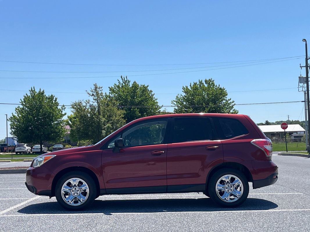 Used 2014 Subaru Forester 2.5i AWD/4WD image 5