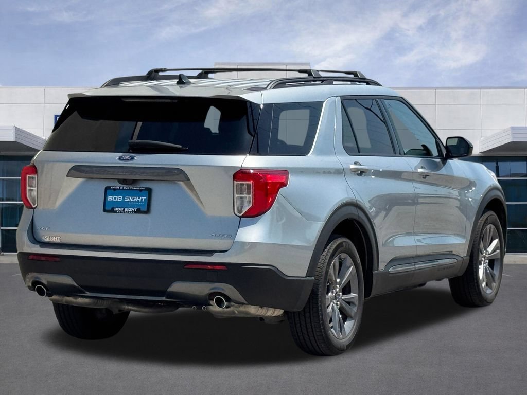 Used 2024 Ford Explorer XLT w/ Equipment Group 202A AWD/4WD image 36