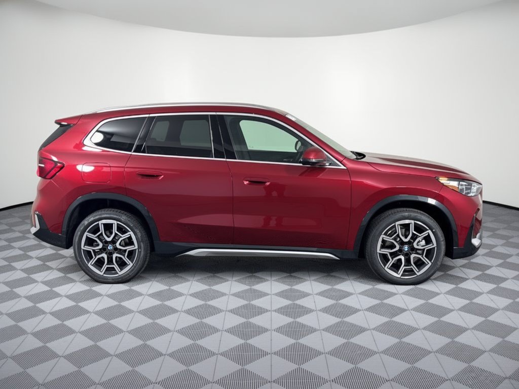 New 2027 BMW X1 xDrive28i w/ Technology Package AWD/4WD image 8