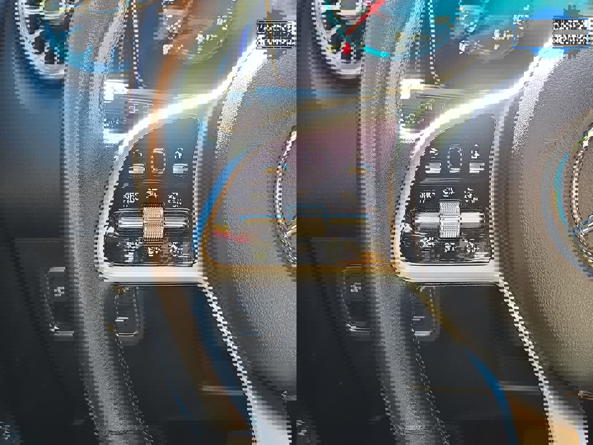 Used 2021 Mercedes-Benz GLB 250 w/ Premium Package image 21