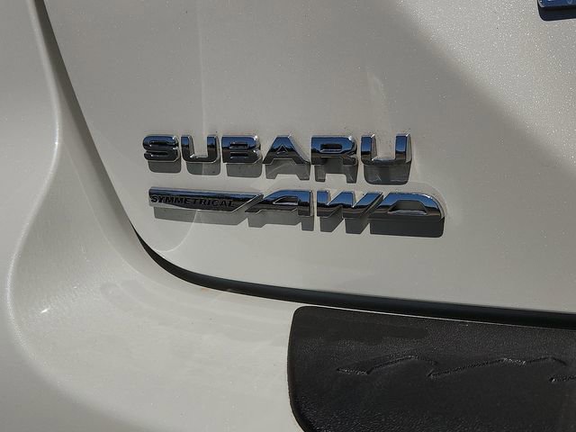 Certified 2025 Subaru Crosstrek 2.0i image 8