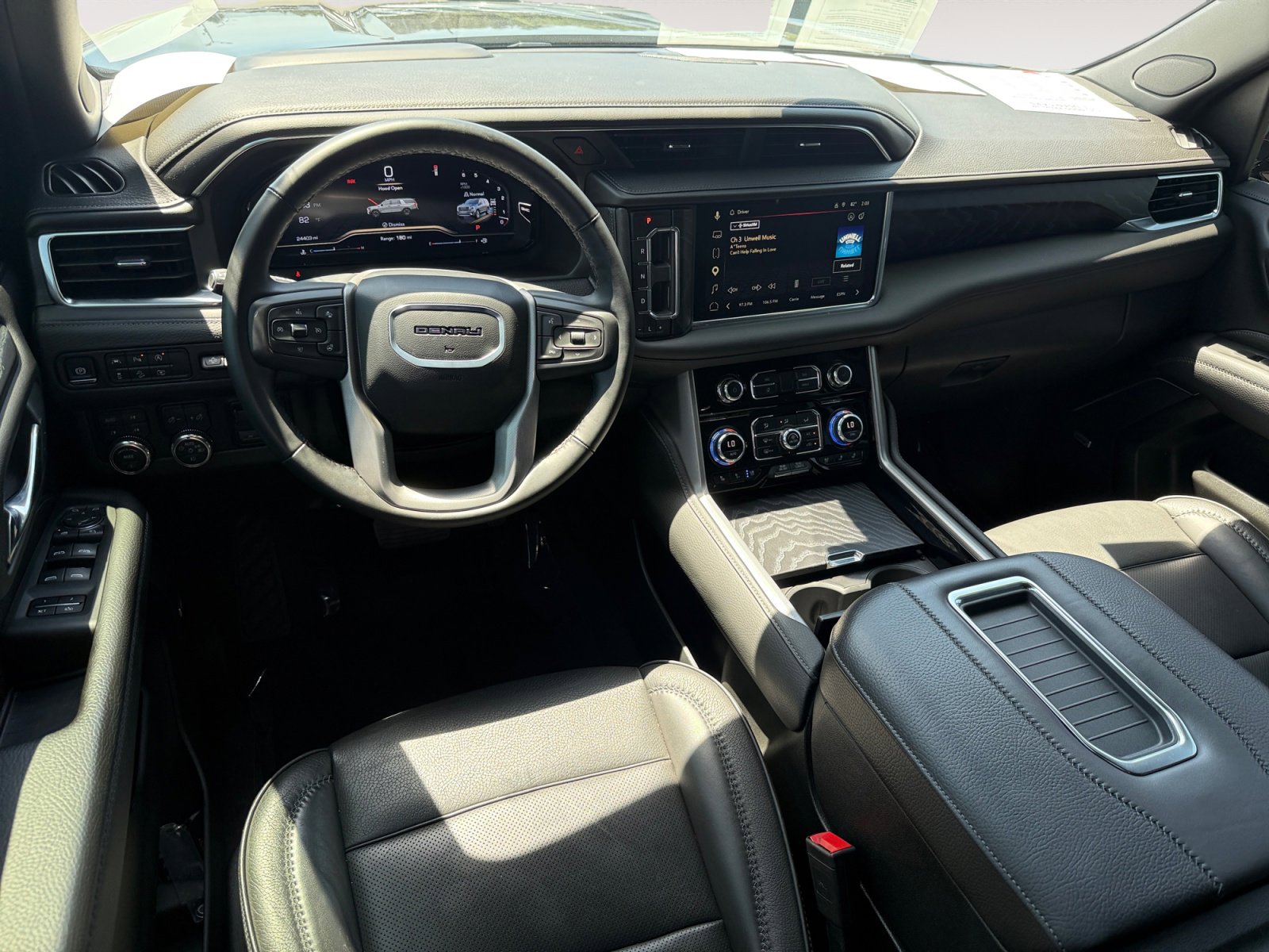 Used 2024 GMC Yukon Denali w/ Max Trailering Package AWD/4WD image 15