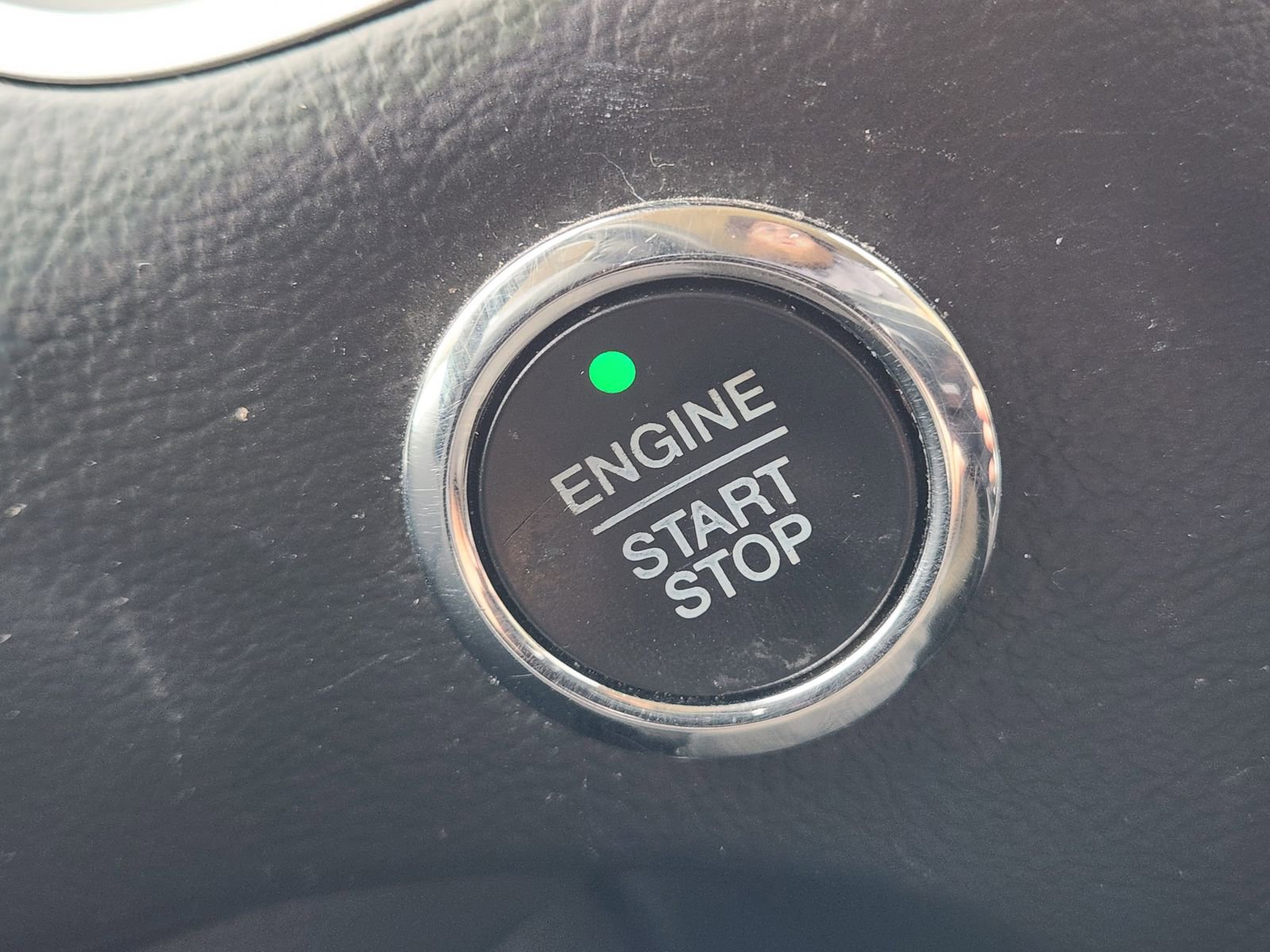 Used 2020 Ford Edge SEL FWD image 21