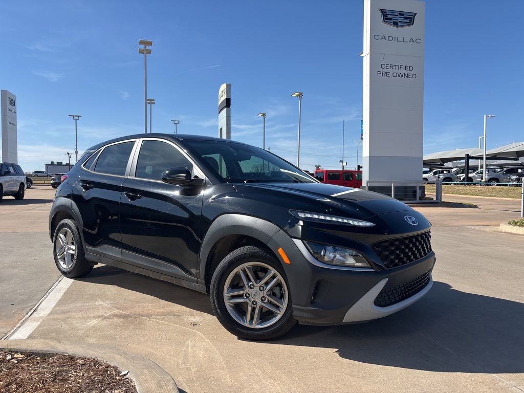 Used 2022 Hyundai Kona SE w/ Cargo Package