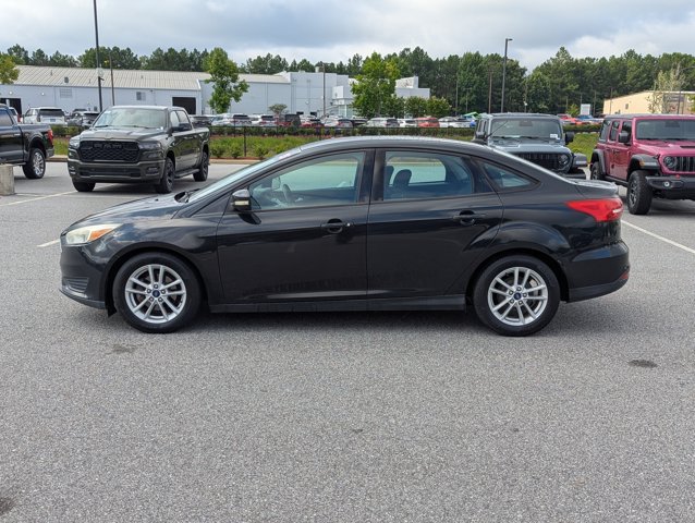 Used 2015 Ford Focus SE FWD image 8