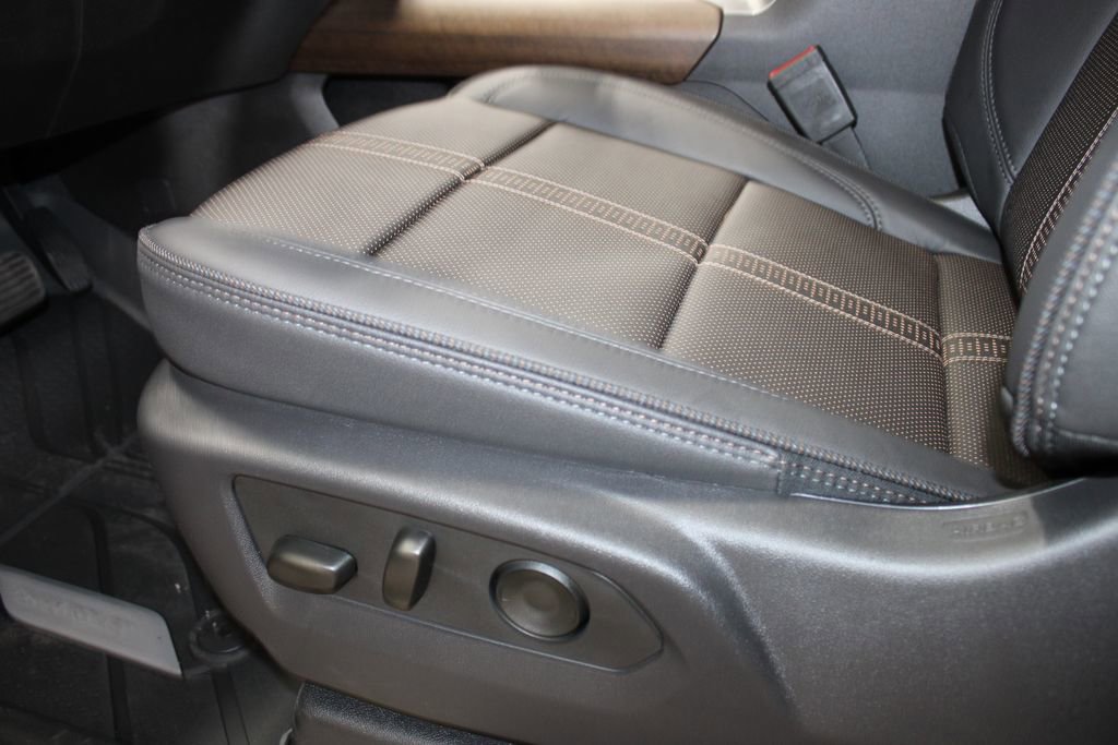 New 2026 Chevrolet Silverado 1500 High Country w/ High Country Premium Package image 19