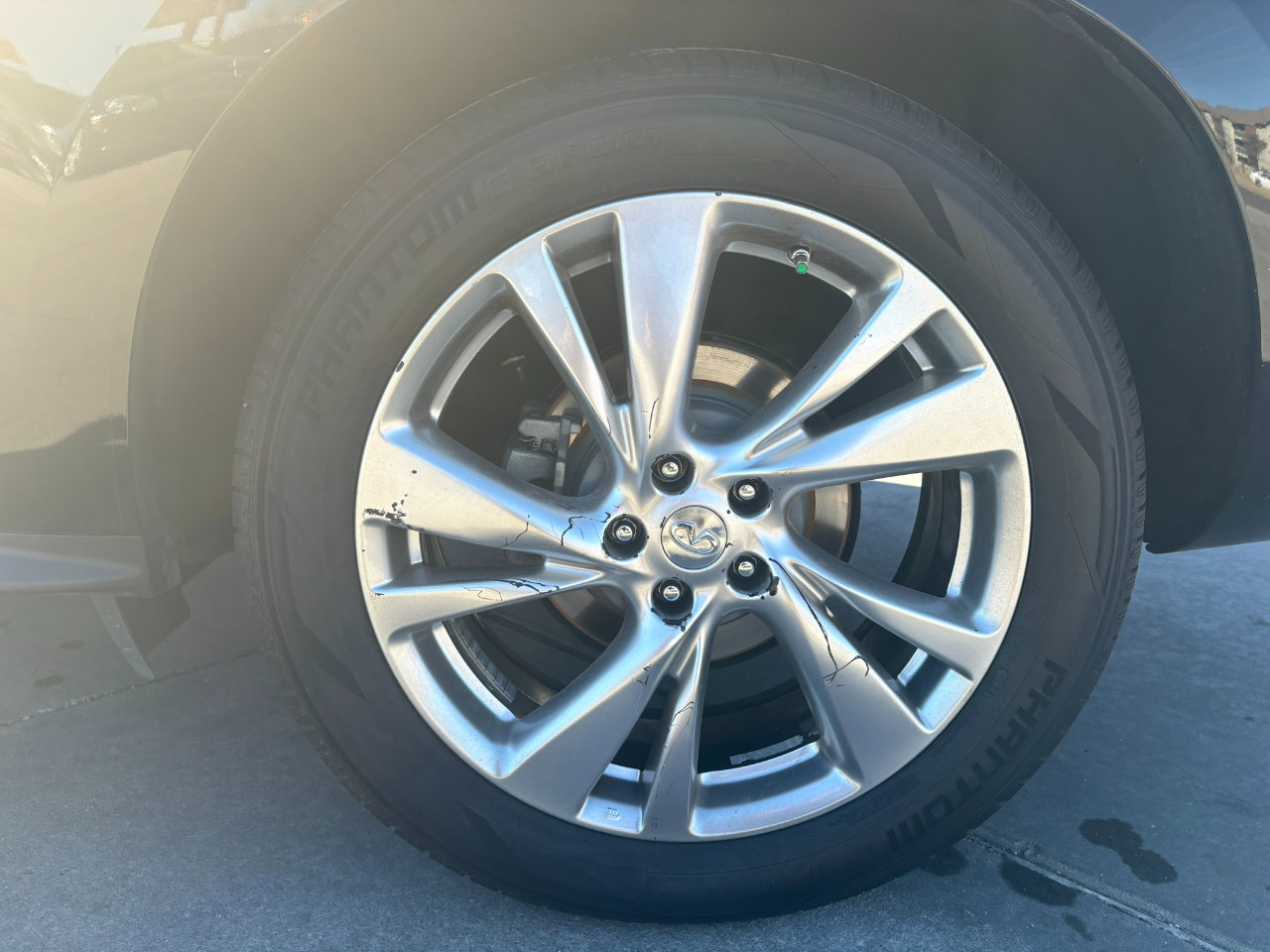 Used 2014 INFINITI QX60 FWD w/ Deluxe Touring Package image 45