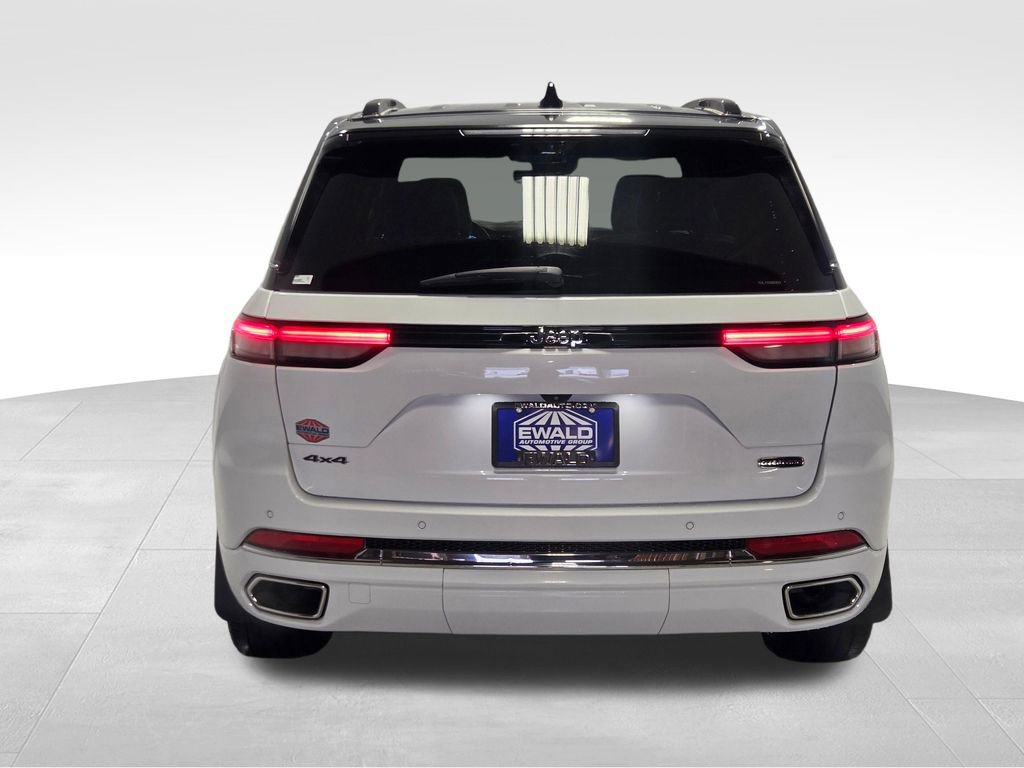 Used 2023 Jeep Grand Cherokee Overland w/ Luxury Tech Group IV image 24