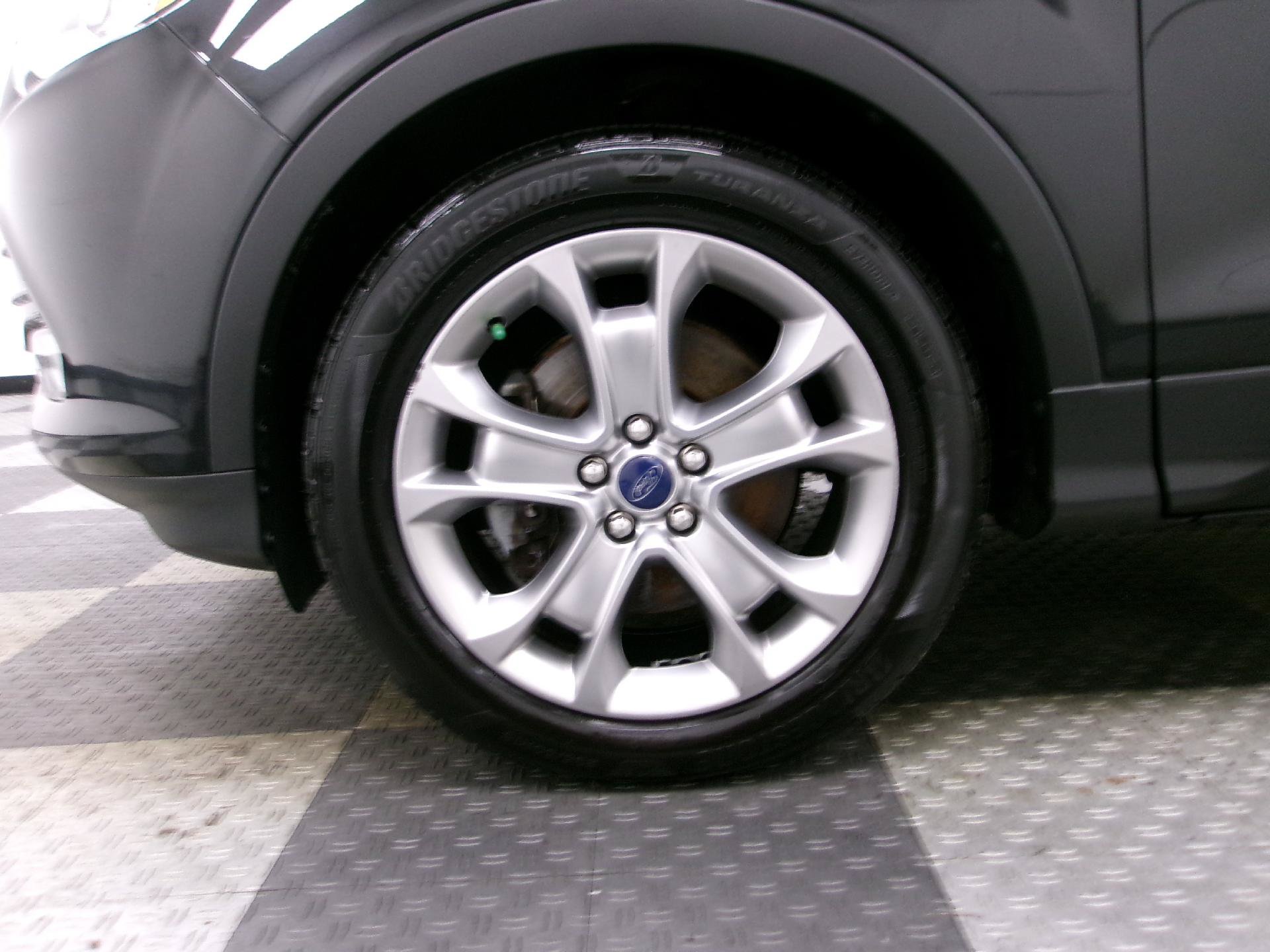 Used 2013 Ford Escape SEL FWD image 16
