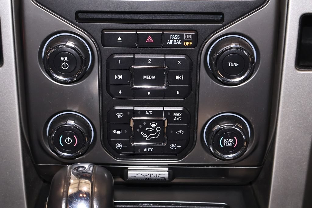 Used 2014 Ford F150 FX4 w/ Equipment Group 402A Luxury AWD/4WD image 32