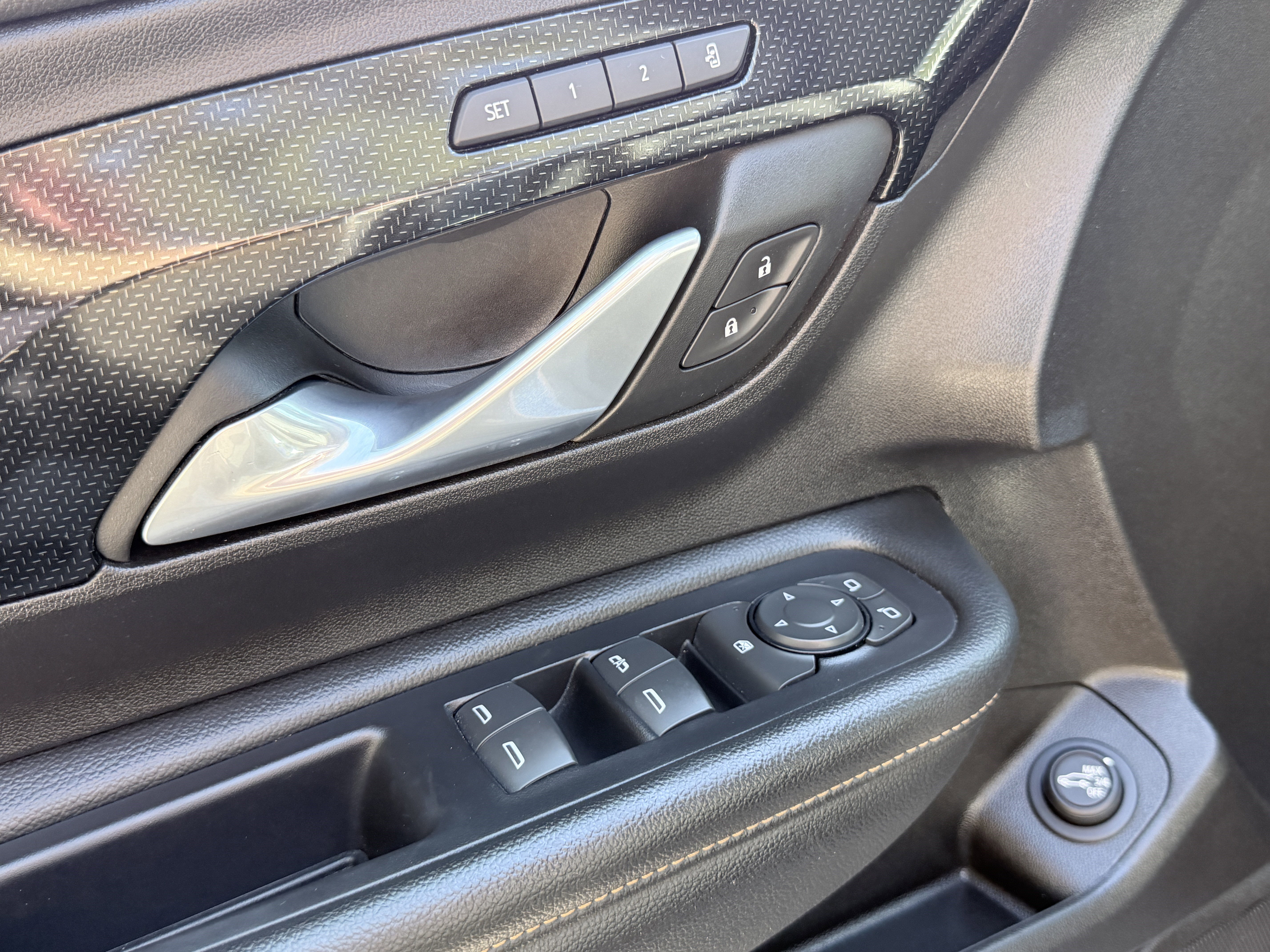 Used 2024 GMC Terrain AT4 image 13