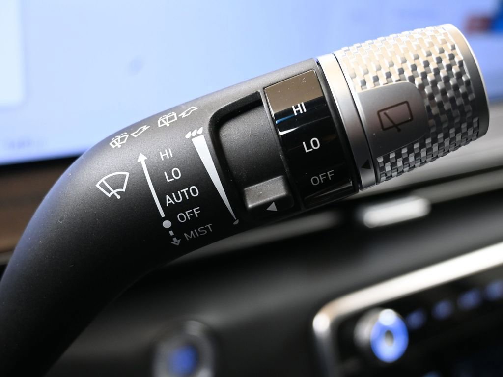 Used 2025 Genesis GV80 3.5T Prestige image 28