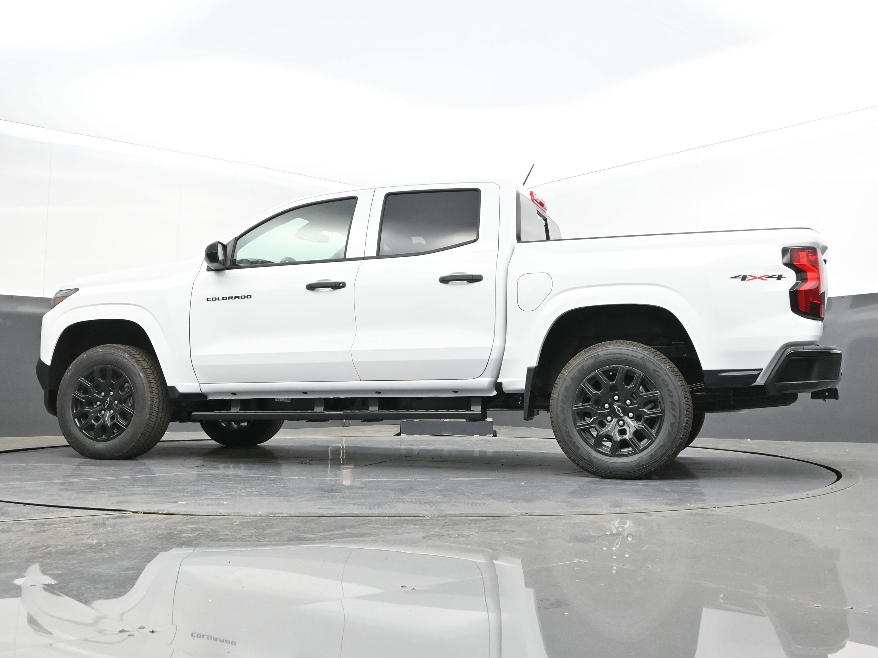 New 2026 Chevrolet Colorado W/T w/ WT Custom Package AWD/4WD image 36