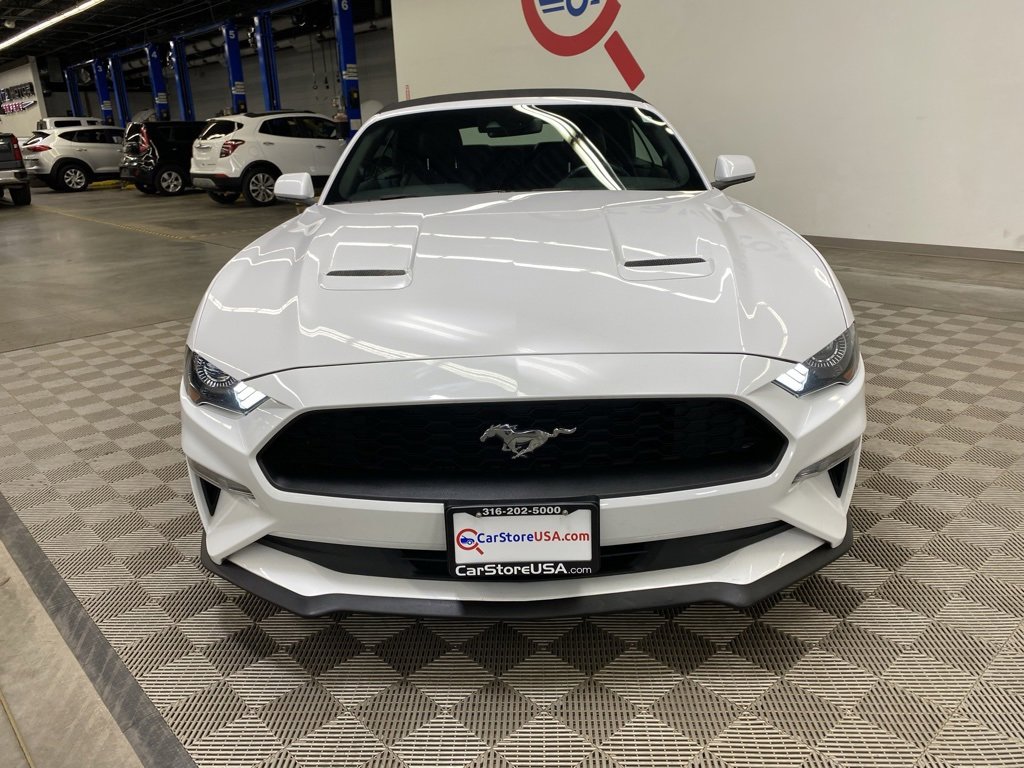 Used 2022 Ford Mustang Premium image 3