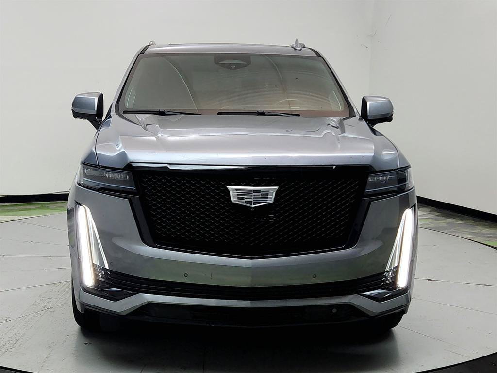 Used 2022 Cadillac Escalade ESV Sport Platinum w/ LPO, ONYX Package AWD/4WD image 2