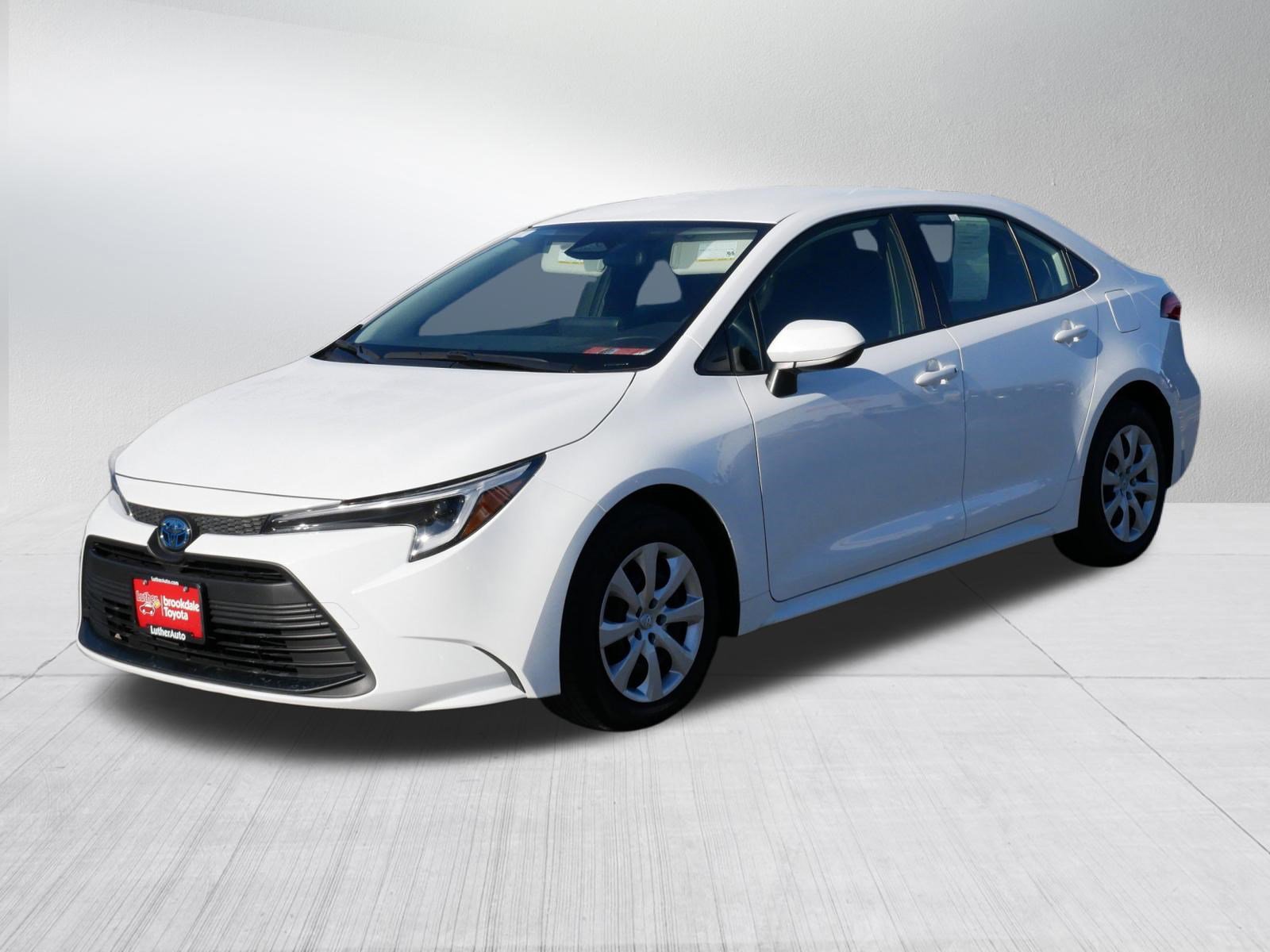 Certified 2024 Toyota Corolla LE image 3