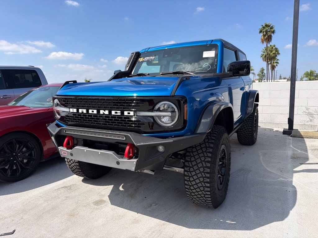 Used 2021 Ford Bronco Wildtrak AWD/4WD image 3