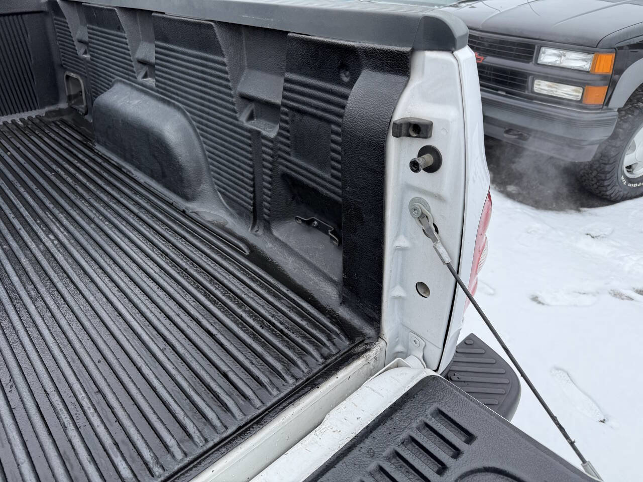 Used 1999 Ford F150 Lariat AWD/4WD image 7