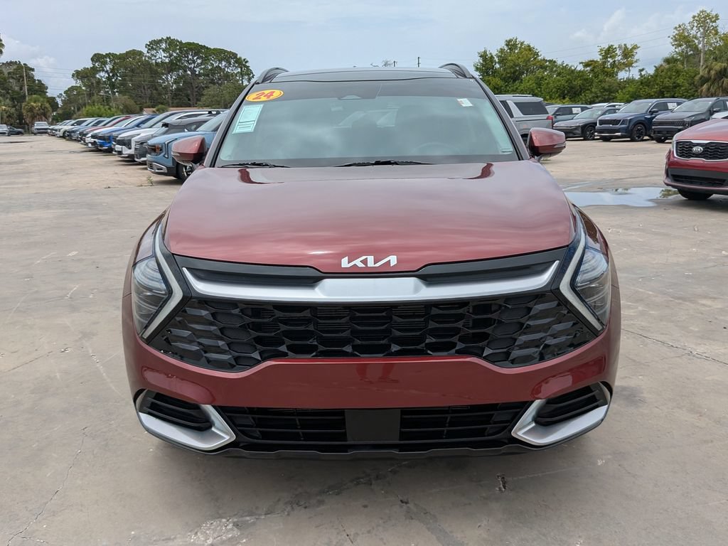 Certified 2024 Kia Sportage SX FWD image 3