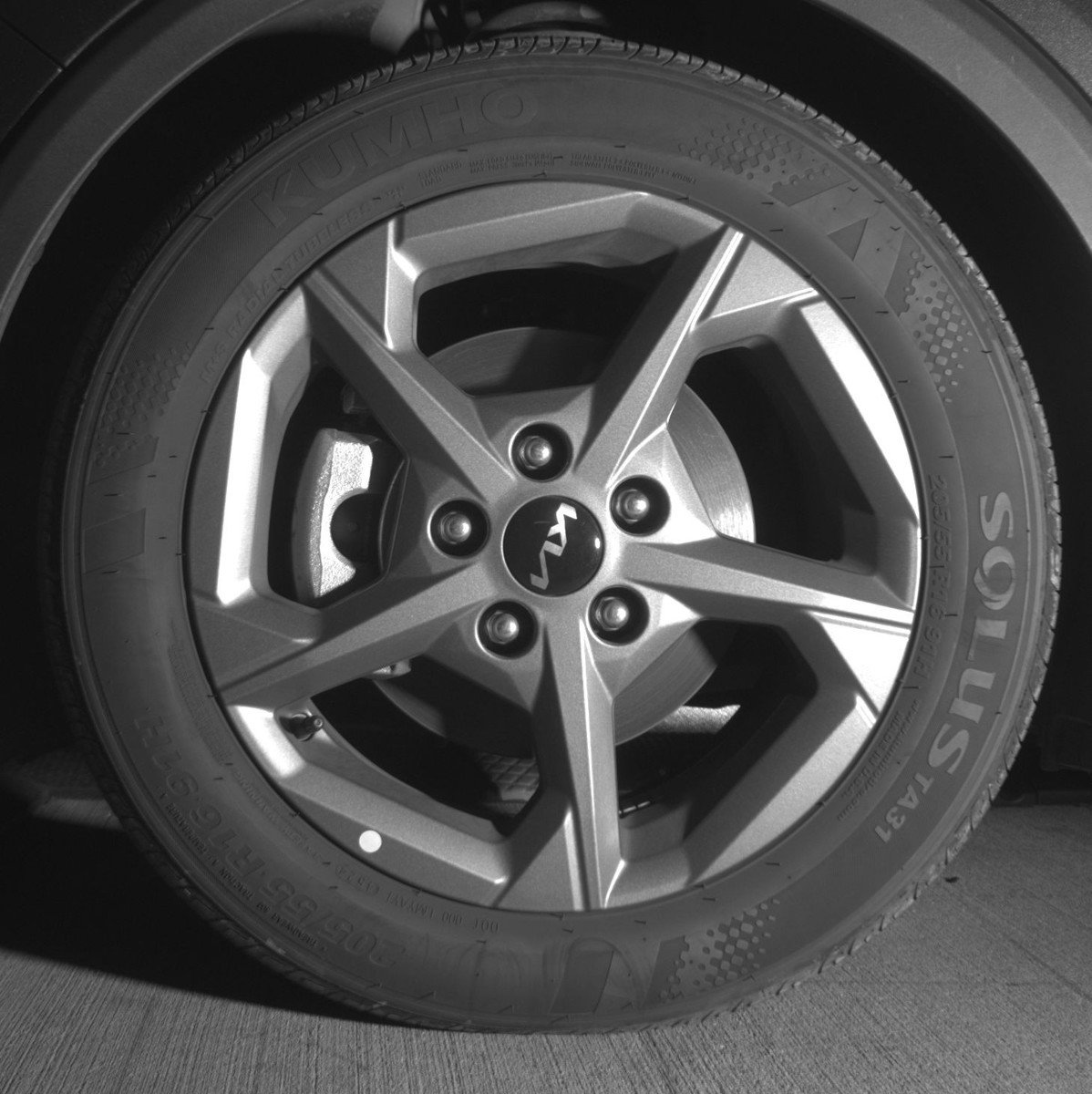 Used 2025 Kia K4 LXS image 12