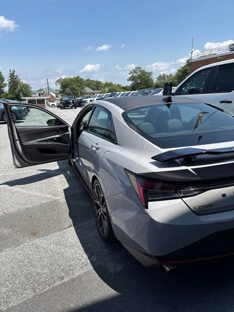 Used 2023 Hyundai Elantra N FWD image 3