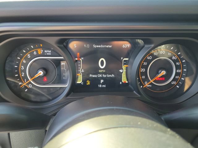 New 2026 Jeep Gladiator Mojave w/ Steel Bumper Group AWD/4WD image 21