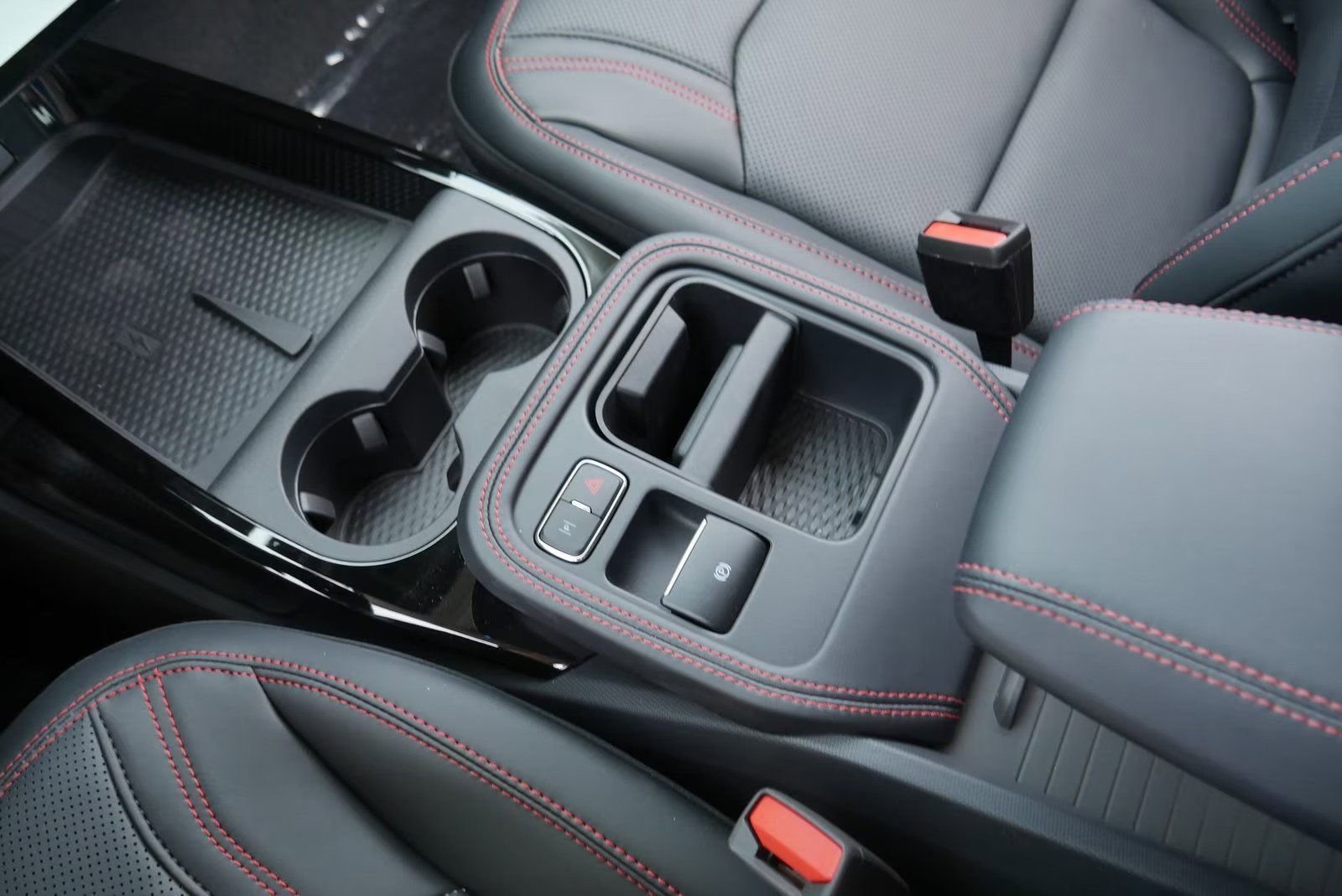 New 2025 Ford Mustang Mach-E Premium w/ Sport Appearance Package image 34