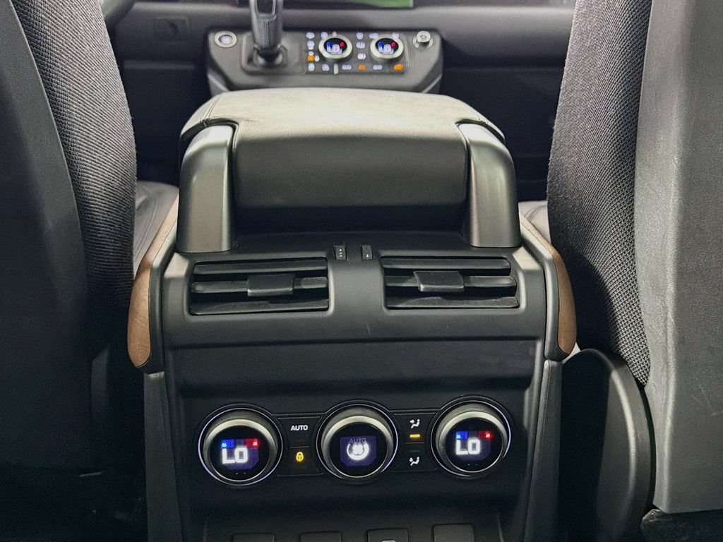 Certified 2023 Land Rover Defender 110 X AWD/4WD image 27