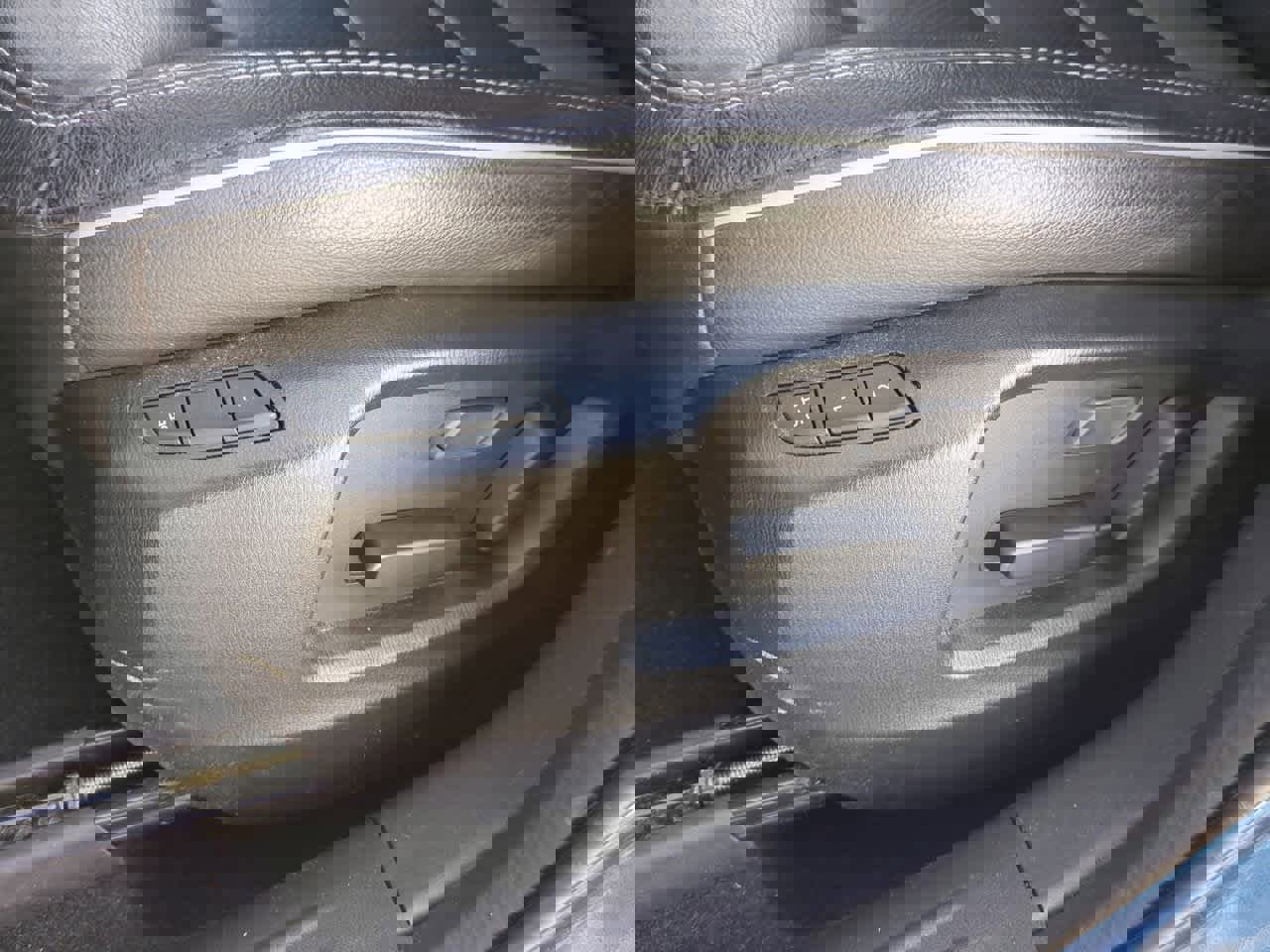 Used 2024 MAZDA CX-5 AWD 2.5 S w/ Premium Plus Pkg image 16