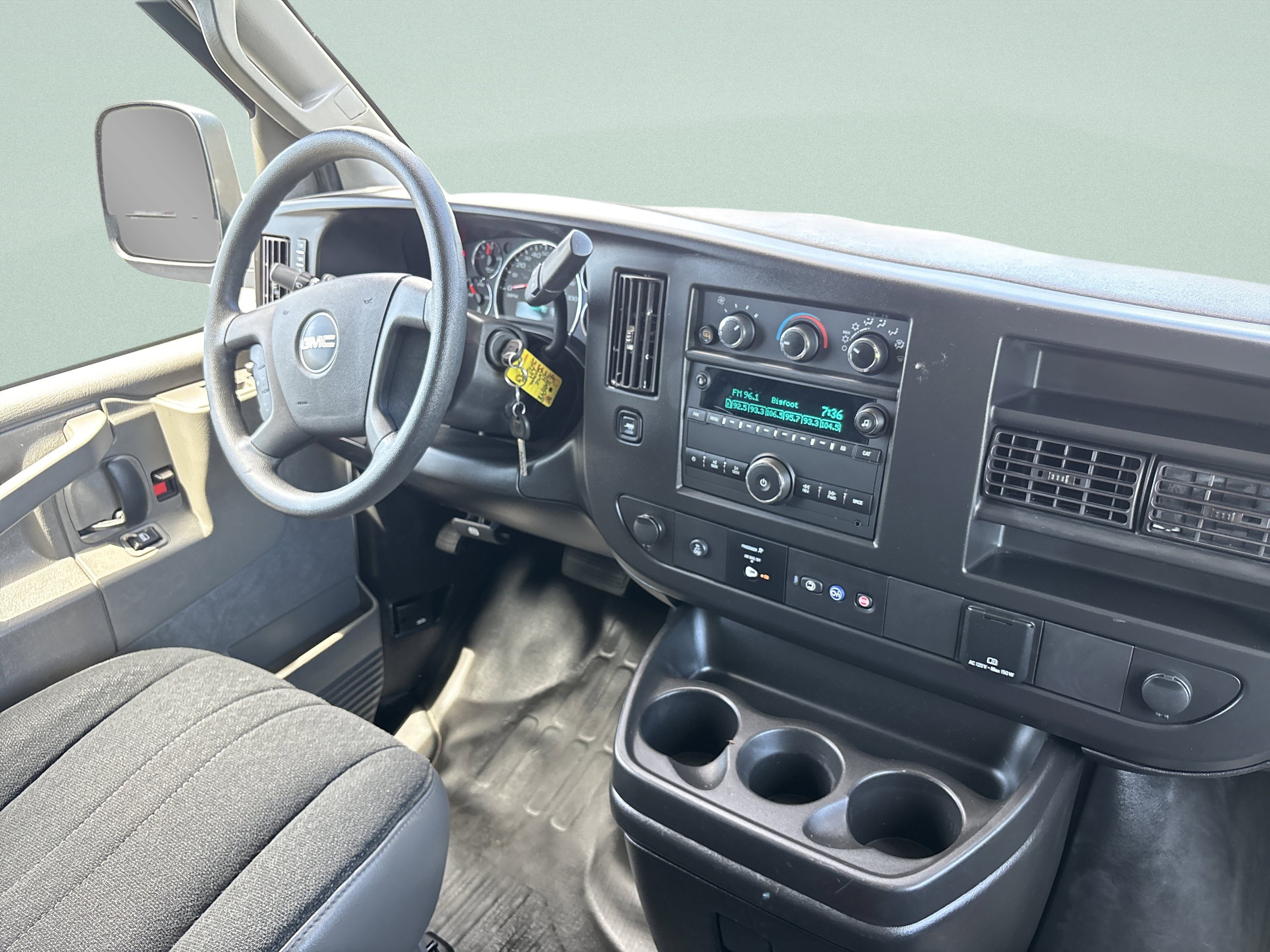 Used 2024 GMC Savana 2500 w/ Driver Convenience Package RWD image 20