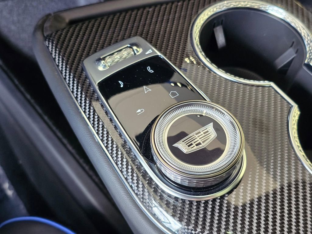 New 2026 Cadillac Optiq V w/ Magnus Launch Edition AWD/4WD image 29