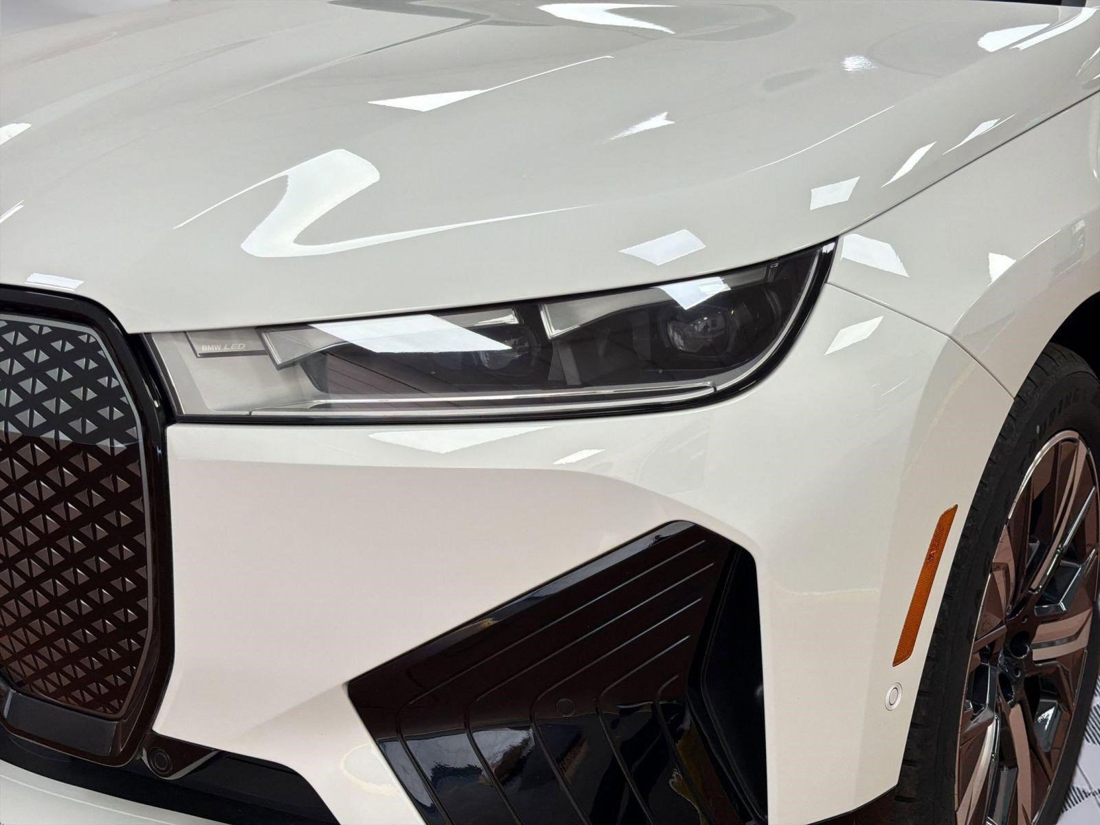 Certified 2023 BMW iX xDrive50 w/ Premium Package image 11