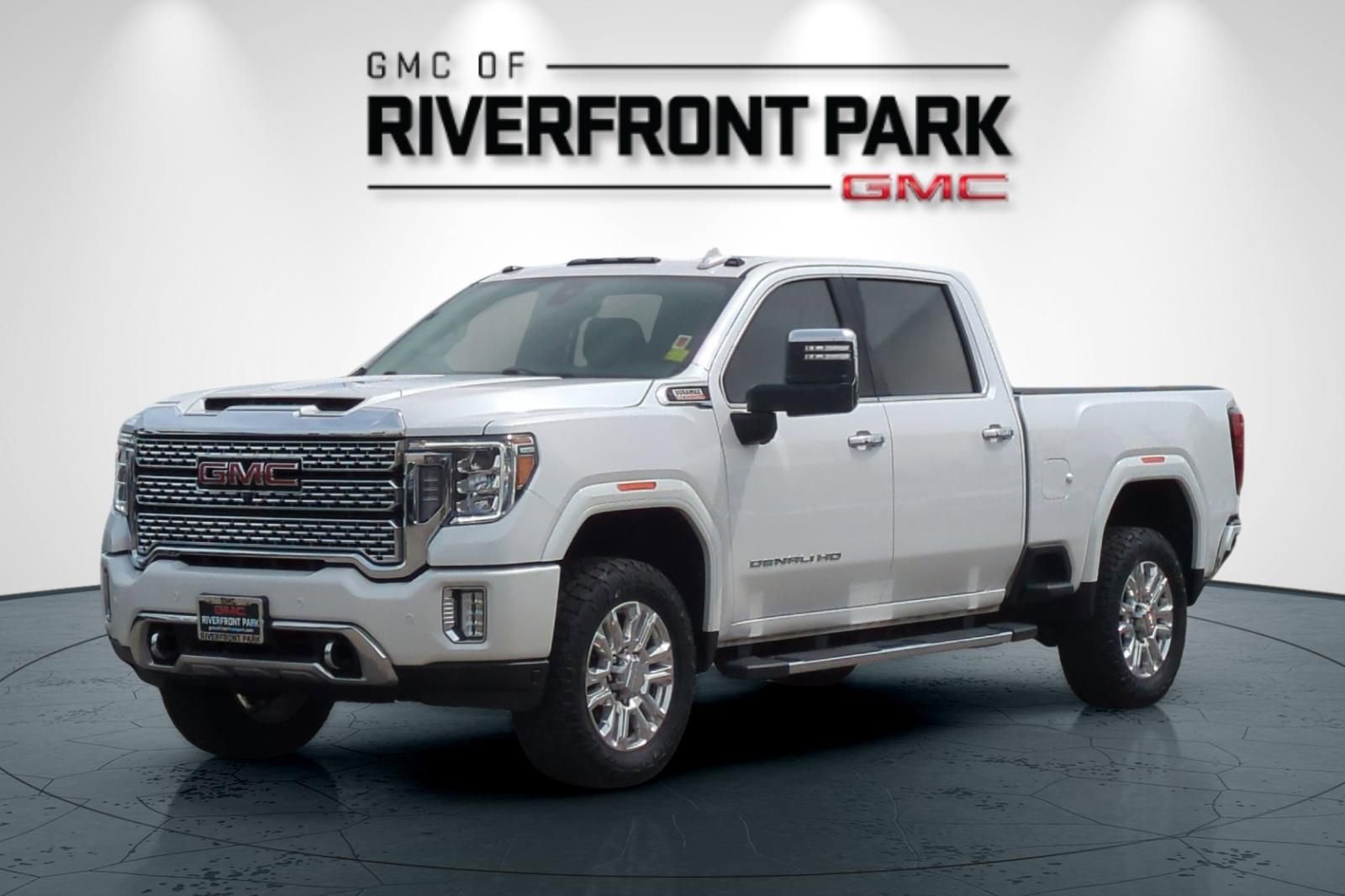 Used 2022 GMC Sierra 3500 Denali AWD/4WD image 7