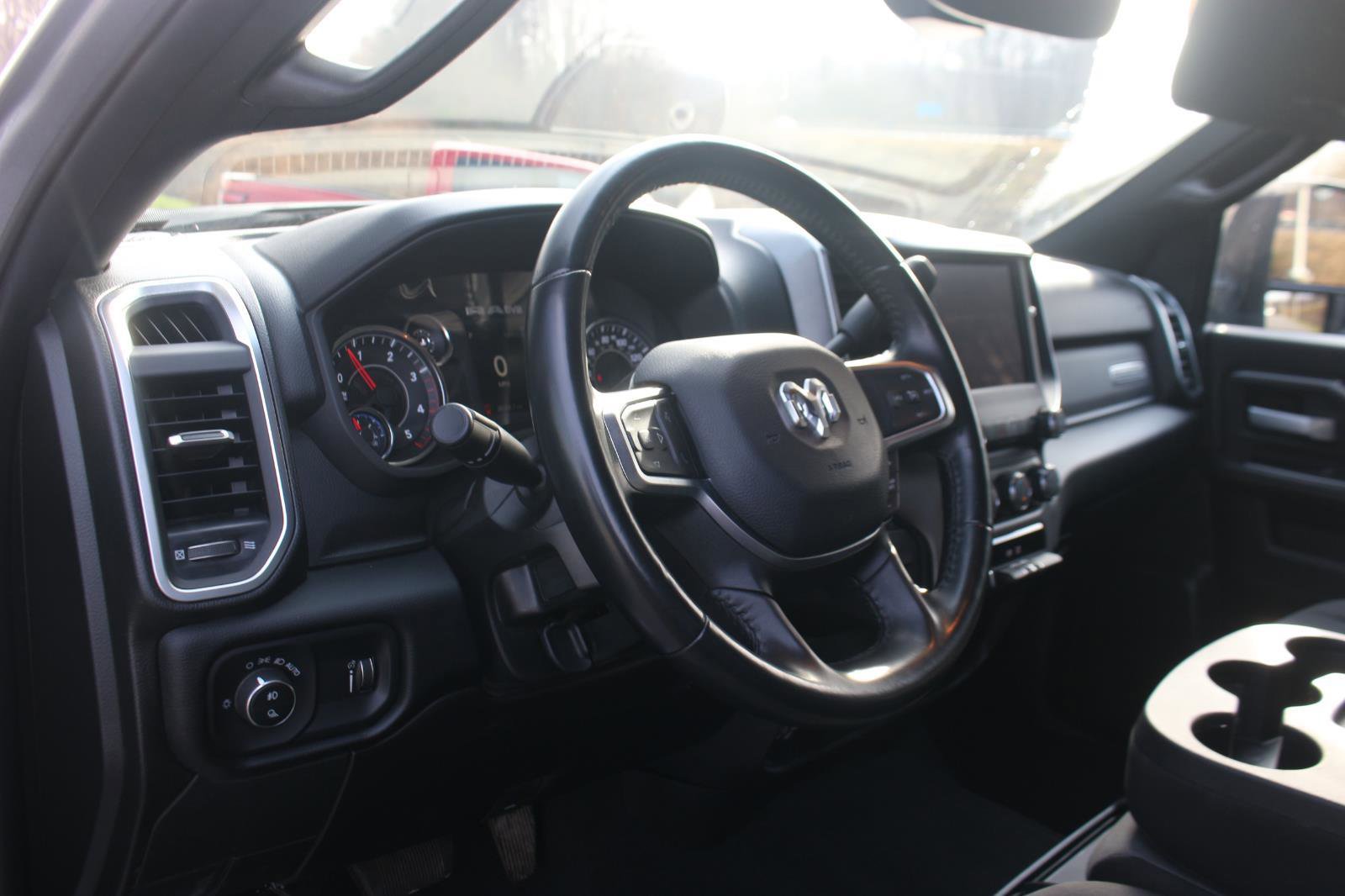 Used 2024 RAM 3500 Big Horn AWD/4WD image 19
