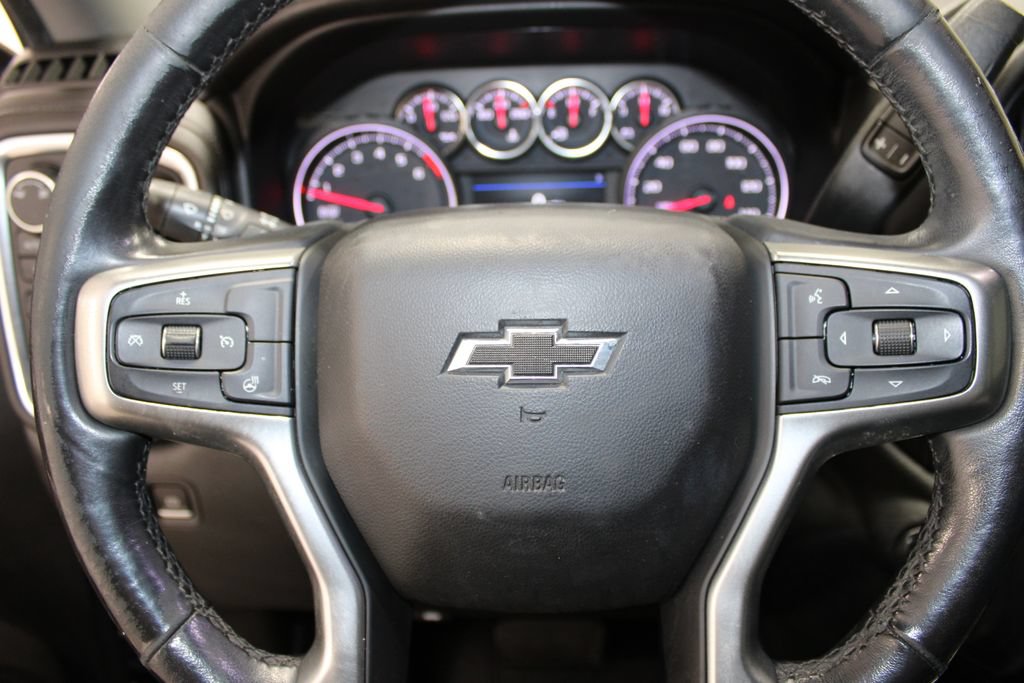 Used 2019 Chevrolet Silverado 1500 LT Trail Boss AWD/4WD image 18
