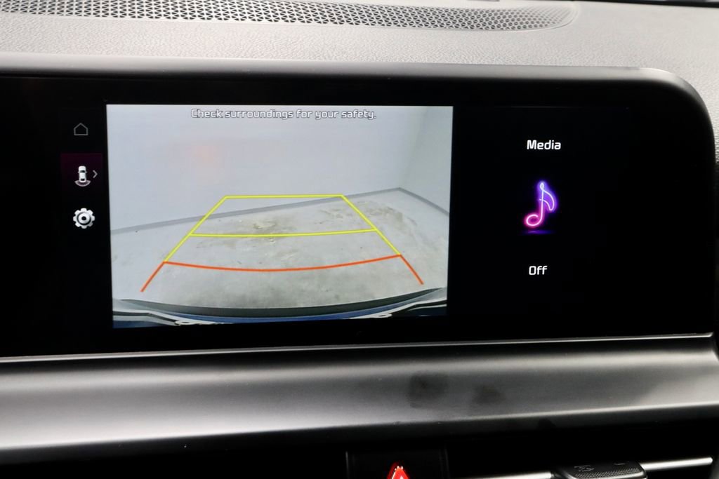 Used 2025 Kia Seltos S image 2