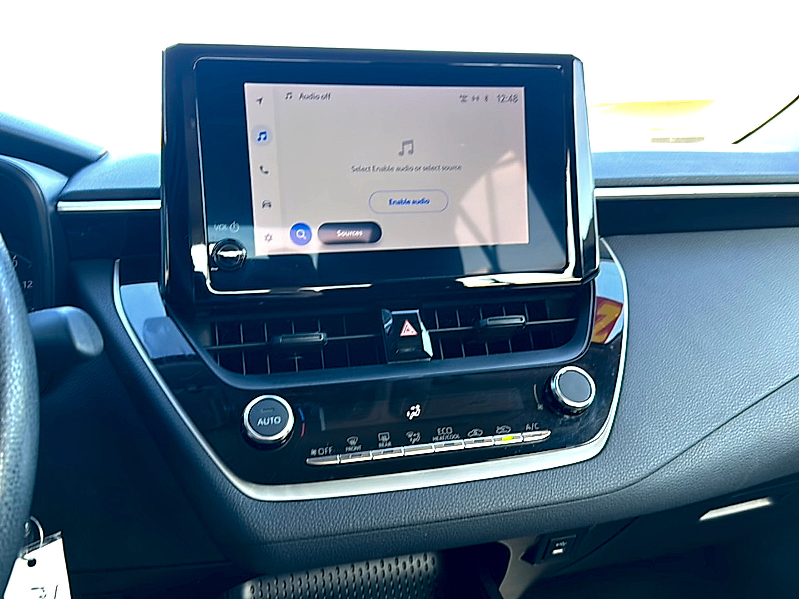 Used 2023 Toyota Corolla LE image 30