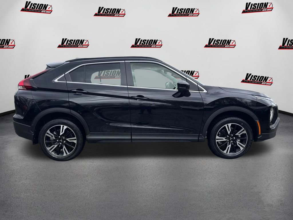Used 2024 Mitsubishi Eclipse Cross SE AWD/4WD image 4