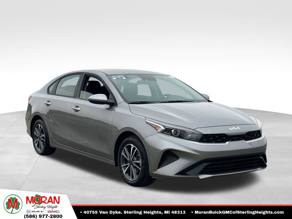 Used 2023 Kia Forte LXS FWD image 6