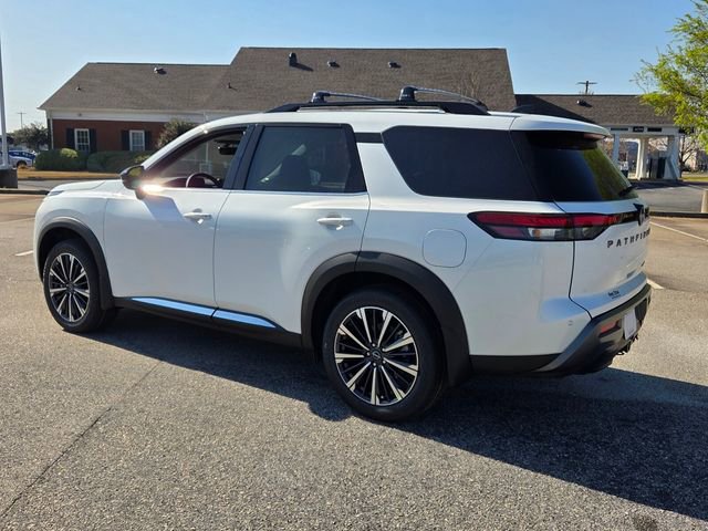 New 2026 Nissan Pathfinder Platinum w/ Cargo Package image 10