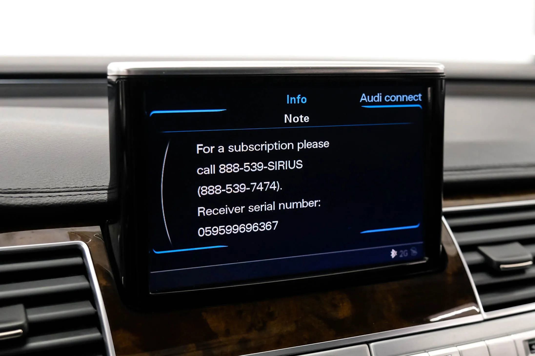 Used 2014 Audi A8 L 4.0T image 31