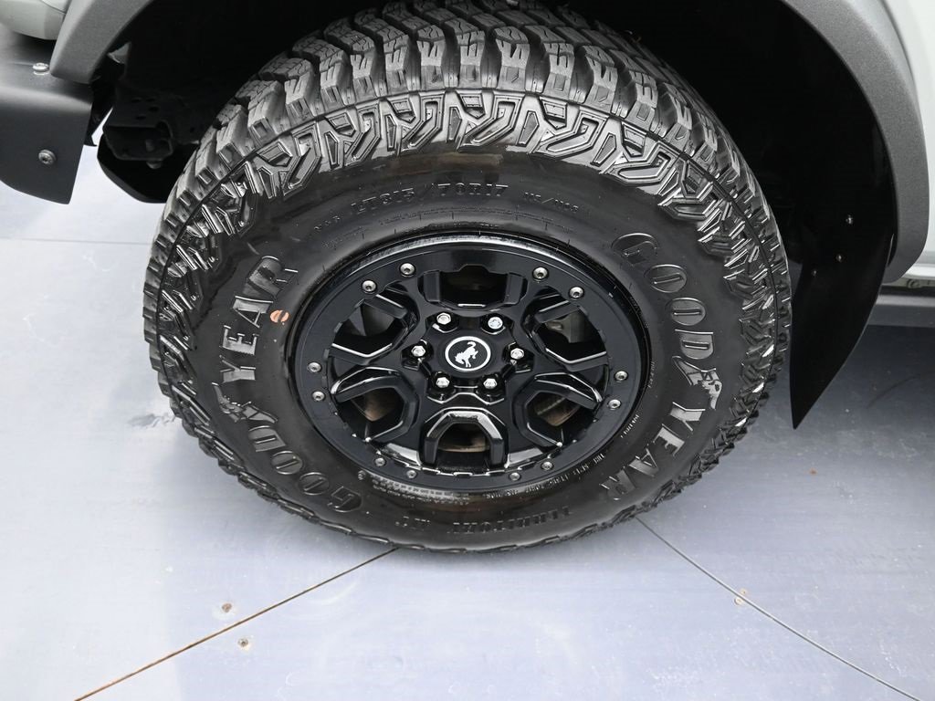Used 2023 Ford Bronco Wildtrak image 20