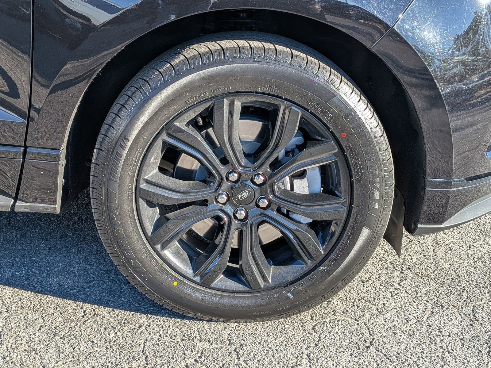 Certified 2022 Ford Edge SE w/ Black Appearance Package image 12