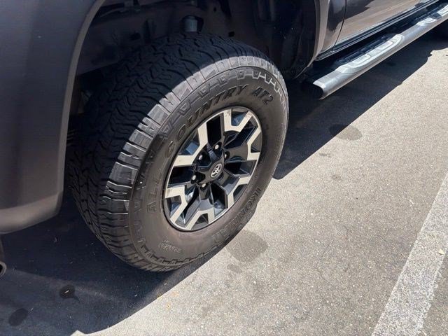 Certified 2018 Toyota Tacoma TRD Off-Road RWD image 11