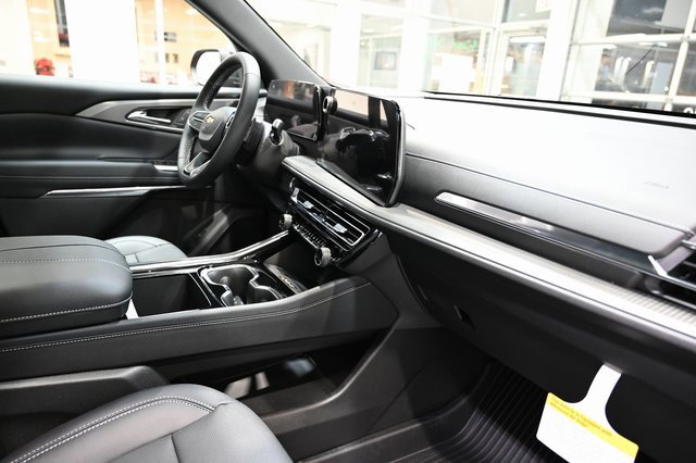 New 2026 Chevrolet Traverse LT w/ Sun and Wheel Package image 14